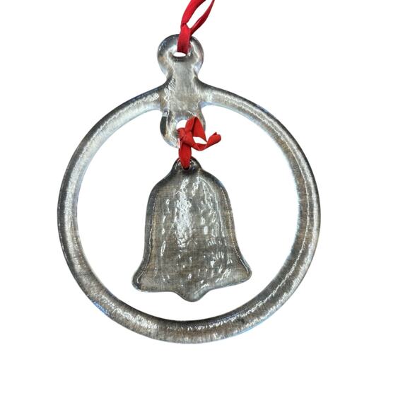 Large 9" Vintage Sweden Costa Boda Glass Christmas Decor Circle W/Bell - Picture 4 of 5